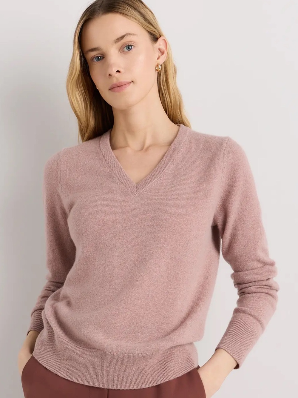 QUINCE  Mongolian Cashmere V-Neck Sweater Size S NWT